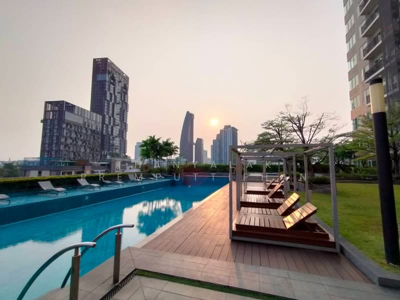 Siri At Sukhumvit, Bangkok, 902 Sukhumvit Road, Phra Kanong, Khlong Toei, Bangkok, 2 Bedrooms, 70 sqm, Condo For Sale, by Thanyalak Premputtiphan, 500473589 - DDproperty.com