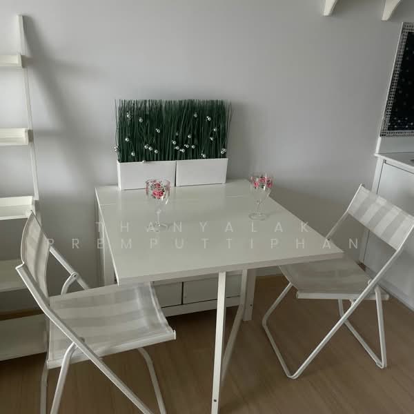 Thru Thonglor, Bangkok, Petchaburi Road, Bang Kapi, Huai Khwang, Bangkok, 1 Bedroom, 36 sqm, Condo For Sale, by Thanyalak Premputtiphan, 500473594 - DDproperty.com