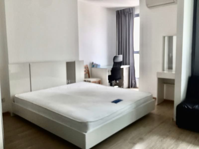 IDEO Q Chula - Samyan, Bangkok, 660-662 Rama 4 Road, Maha Phrutharam, Bang Rak, Bangkok, 1 Bedroom, 34 sqm, Condo For Sale, by Thanyalak Premputtiphan, 500473649 - DDproperty.com
