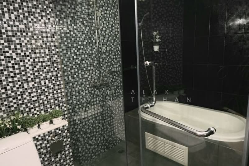 The Alcove Thonglor 10, Bangkok, 199 Soi Sukhumvit 63, Sukhumvit Road, Khlong Tan Nua, Watthana, Bangkok, 1 Bedroom, 55 sqm, Condo For Sale, by Thanyalak Premputtiphan, 500473670 - DDproperty.com