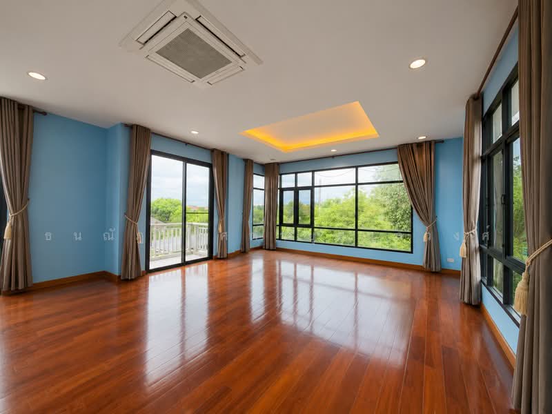 บุษราคัม residences, Bangkok, Sala Thammasop, Thawi Watthana, Bangkok, 5 Bedrooms, 300 sqm, Single Detached House For Sale, by ธนณัฎฐ์ ศตายุสกุลวงศ์, 500473677 - DDproperty.com