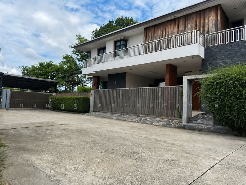 บุษราคัม residences, Bangkok, Sala Thammasop, Thawi Watthana, Bangkok, 5 Bedrooms, 300 sqm, Single Detached House For Sale, by ธนณัฎฐ์ ศตายุสกุลวงศ์, 500473677 - DDproperty.com