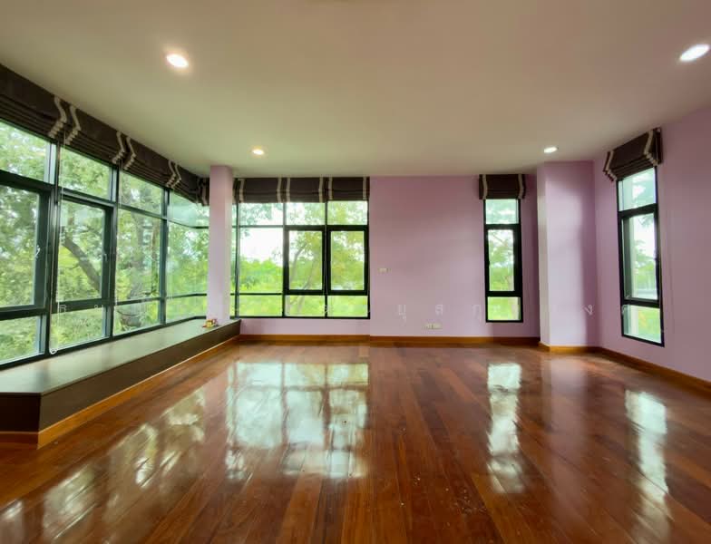 บุษราคัม residences, Bangkok, Sala Thammasop, Thawi Watthana, Bangkok, 5 Bedrooms, 300 sqm, Single Detached House For Sale, by ธนณัฎฐ์ ศตายุสกุลวงศ์, 500473677 - DDproperty.com