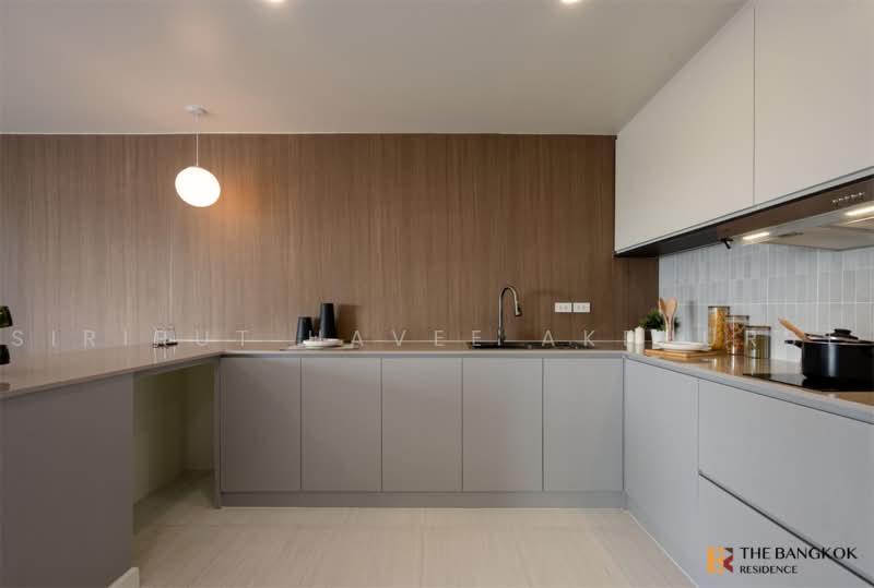 Sarin Place, Bangkok, Ratchadaphisek, Lat Yao, Chatuchak, Bangkok, 2 Bedrooms, 110 sqm, Condo For Sale, by Sirirut Havee Akehurst, 500473708 - DDproperty.com