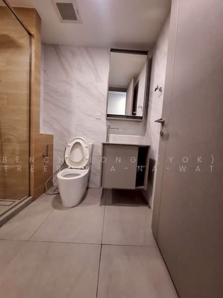 Taka Haus, Bangkok, 99 Soi Ekamai 10, Khlong Tan Nua, Watthana, Bangkok, 2 Bedrooms, 48 sqm, Condo For Rent, by Bencharong (Yok) Treerat-a-na-wat, 500473718 - DDproperty.com