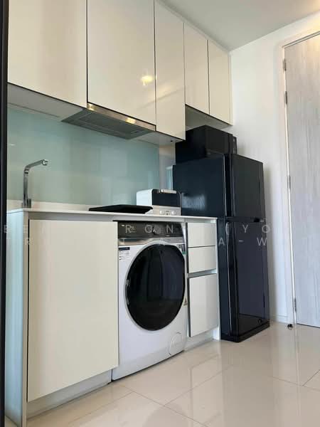 Mazarine Ratchayothin, Bangkok, Soi Phahonyothin 30, Phahonyothin Road, Chan Kasem, Chatuchak, Bangkok, 1 Bedroom, 37 sqm, Condo For Rent, by Bencharong (Yok) Treerat-a-na-wat, 500473731 - DDproperty.com
