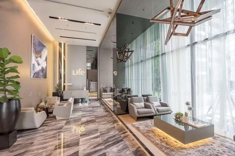Life Sukhumvit 48, Bangkok, Soi Sukhumvit 48, Phra Kanong, Khlong Toei, Bangkok, 2 Bedrooms, 50 sqm, Condo For Rent, by Tanapat Jitwatcharakomol, 500473746 - DDproperty.com