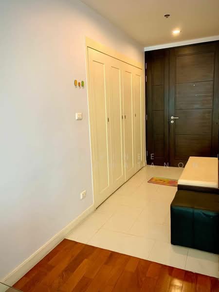 Siri Residence, Bangkok, 21 Soi Sukhumvit 24, Khong Tan, Khlong Toei, Bangkok, 1 Bedroom, 60 sqm, Condo For Rent, by Natrinee Aphirachatanon, 500473750 - DDproperty.com