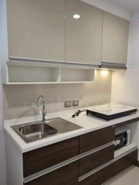Supalai Oriental Sukhumvit 39, Bangkok, Soi Sukhumvit 39, Khlong Tan Nua, Watthana, Bangkok, 1 Bedroom, 47 sqm, Condo For Rent, by Tanapat Jitwatcharakomol, 500473753 - DDproperty.com