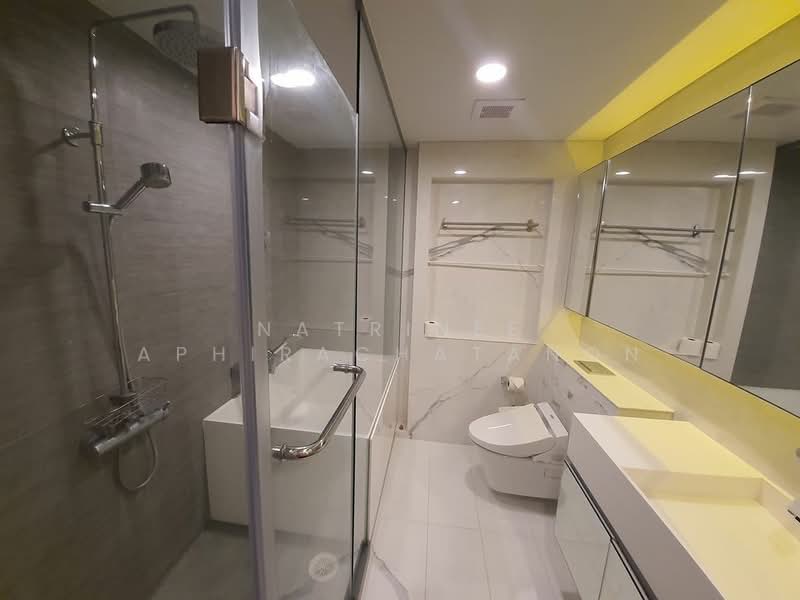 Siamese Exclusive Sukhumvit 31, Bangkok, 75 Soi Sukhumvit 31, Khlong Tan Nua, Watthana, Bangkok, 2 Bedrooms, 72 sqm, Condo For Rent, by Natrinee Aphirachatanon, 500473754 - DDproperty.com