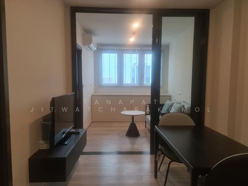 XT Huaikhwang, Bangkok, 244 Ratchadaphisek Road, Huai Khwang, Bangkok, 1 Bedroom, 35 sqm, Condo For Rent, by Tanapat Jitwatcharakomol, 500473756 - DDproperty.com