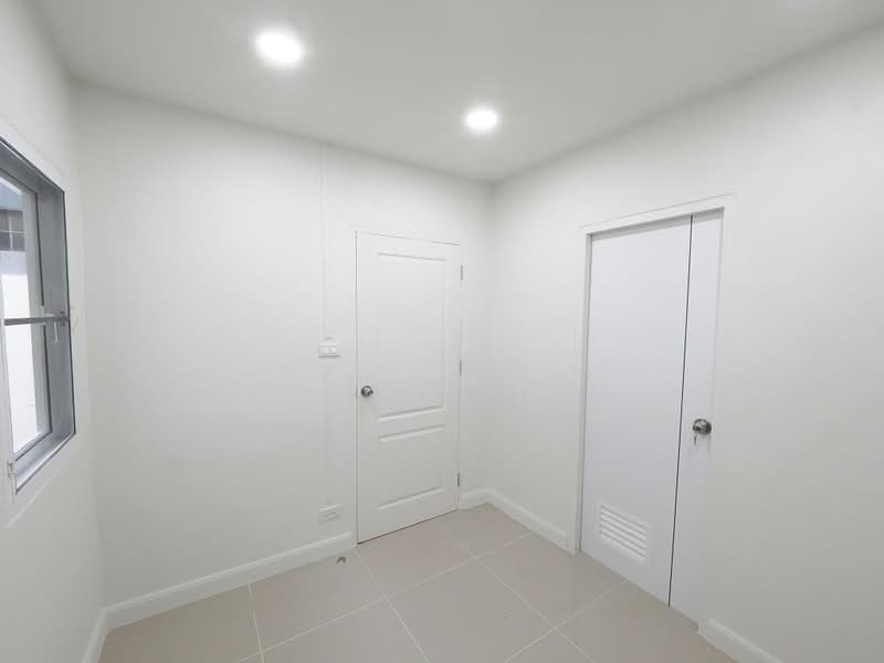 ขายราคาพิเศษ ทาวน์โฮม 3 ชั้น 23.2 ตร.ว. ม.บำรุงวงศ์ 5ห้องนอน 4ห้องน้ำ บ้านสวยมาก ฟังชั่นบ้านดีเยี่ยม, นนทบุรี, ปลายบาง, บางกรวย, นนทบุรี, 250 ตร.ม., ทาวน์เฮ้าส์ ขาย, โดย วิภา รุ่งธุระ, 500473770 - DDproperty.com