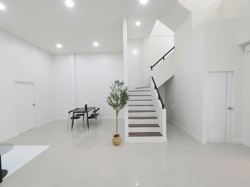 ขายราคาพิเศษ ทาวน์โฮม 3 ชั้น 23.2 ตร.ว. ม.บำรุงวงศ์ 5ห้องนอน 4ห้องน้ำ บ้านสวยมาก ฟังชั่นบ้านดีเยี่ยม, นนทบุรี, ปลายบาง, บางกรวย, นนทบุรี, 250 ตร.ม., ทาวน์เฮ้าส์ ขาย, โดย วิภา รุ่งธุระ, 500473770 - DDproperty.com