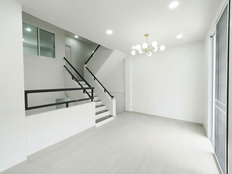 ขายราคาพิเศษ ทาวน์โฮม 3 ชั้น 23.2 ตร.ว. ม.บำรุงวงศ์ 5ห้องนอน 4ห้องน้ำ บ้านสวยมาก ฟังชั่นบ้านดีเยี่ยม, นนทบุรี, ปลายบาง, บางกรวย, นนทบุรี, 250 ตร.ม., ทาวน์เฮ้าส์ ขาย, โดย วิภา รุ่งธุระ, 500473770 - DDproperty.com