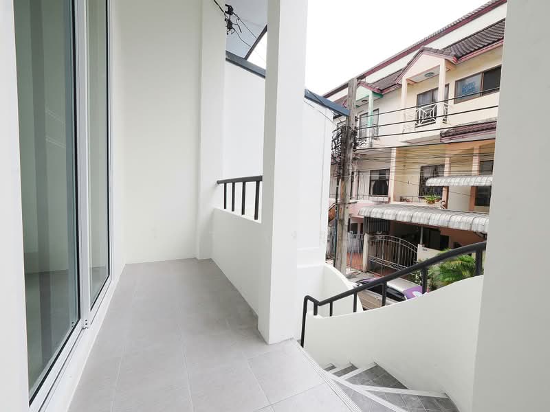 ขายราคาพิเศษ ทาวน์โฮม 3 ชั้น 23.2 ตร.ว. ม.บำรุงวงศ์ 5ห้องนอน 4ห้องน้ำ บ้านสวยมาก ฟังชั่นบ้านดีเยี่ยม, นนทบุรี, ปลายบาง, บางกรวย, นนทบุรี, 250 ตร.ม., ทาวน์เฮ้าส์ ขาย, โดย วิภา รุ่งธุระ, 500473770 - DDproperty.com