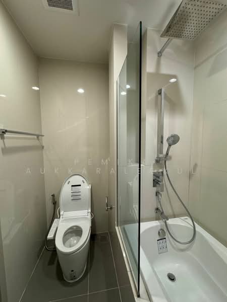 Oka Haus Sukhumvit 36, Bangkok, 3399 Rama 4 Road, Khong Tan, Khlong Toei, Bangkok, 1 Bedroom, 35 sqm, Condo For Rent, by Pemika Aukkaraleekul, 500473781 - DDproperty.com