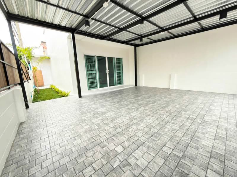 Suanluang Ville 5, Bangkok, 191 Soi Chaloem Phra Kiat Ratchakan Thi 9, Dok Mai, Prawet, Bangkok, 2 Bedrooms, 90 sqm, Townhouse For Sale, by ปุณณภา นารานนทชัย, 500473788 - DDproperty.com