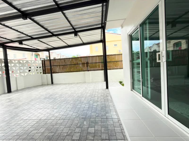Suanluang Ville 5, Bangkok, 191 Soi Chaloem Phra Kiat Ratchakan Thi 9, Dok Mai, Prawet, Bangkok, 2 Bedrooms, 90 sqm, Townhouse For Sale, by ปุณณภา นารานนทชัย, 500473788 - DDproperty.com