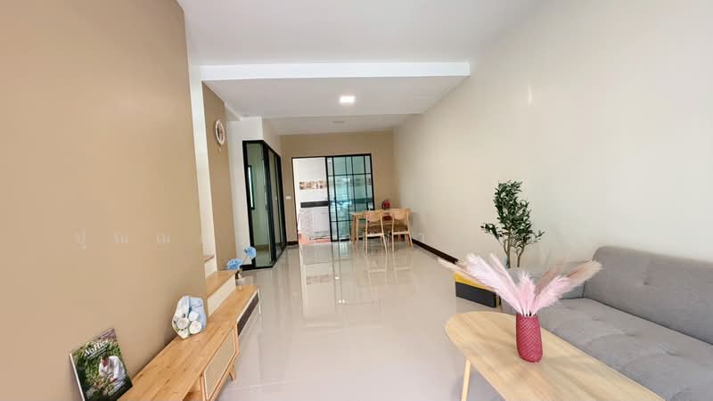 Pruksa Ville 103 Theparak, Samut Prakan, Soi S. Maneerat, Bangphli Yai, Bang Plee, Samut Prakan, 4 Bedrooms, 110 sqm, Townhouse For Sale, by ปุณณภา นารานนทชัย, 500473812 - DDproperty.com