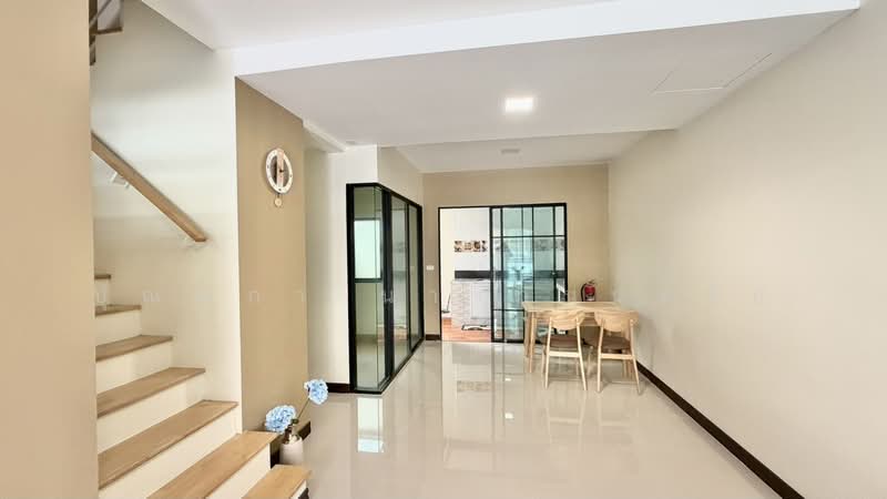 Pruksa Ville 103 Theparak, Samut Prakan, Soi S. Maneerat, Bangphli Yai, Bang Plee, Samut Prakan, 4 Bedrooms, 110 sqm, Townhouse For Sale, by ปุณณภา นารานนทชัย, 500473812 - DDproperty.com