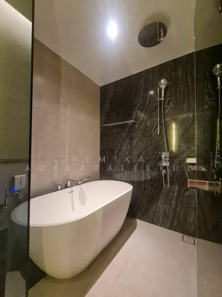 The Reserve 61 Hideaway, Bangkok, 92 Sukhumvit 61, Khlong Tan Nua, Watthana, Bangkok, 2 Bedrooms, 84 sqm, Condo For Rent, by Pemika Aukkaraleekul, 500473818 - DDproperty.com