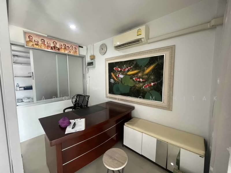 2-BR Townhouse, Bangkok, Tha Rang, Bang Khen, Bangkok, 2 Bedrooms, 200 sqm, Townhouse For Sale, by Manapong Phromphitak, 500473820 - DDproperty.com