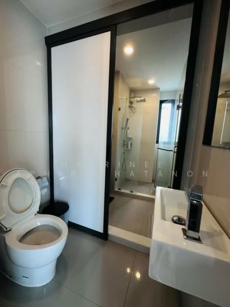 Rhythm Asoke, Bangkok, 299 Asoke - Dindaeng Road, Makkasan, Ratchathewi, Bangkok, 2 Bedrooms, 44 sqm, Condo For Rent, by Natrinee Aphirachatanon, 500473839 - DDproperty.com