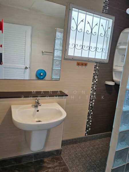 undefined, Bangkok, Thab Yao, Lat Krabang, Bangkok, 2 Bedrooms, 131 sqm, Single Detached House For Rent, by Manapong Phromphitak, 500473848 - DDproperty.com