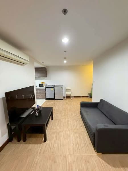 Belle Grand Rama 9, Bangkok, 131 Rama 9 Road, Huai Khwang, Bangkok, 1 Bedroom, 42 sqm, Condo For Rent, by Tanapat Jitwatcharakomol, 500473856 - DDproperty.com