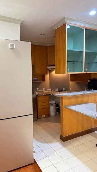 Sampoom Garden Condominium, Bangkok, ซอย 14 Sathorn, Silom, Bang Rak, Bangkok, 1 Bedroom, 55 sqm, Condo For Sale, by Natrinee Aphirachatanon, 500473877 - DDproperty.com