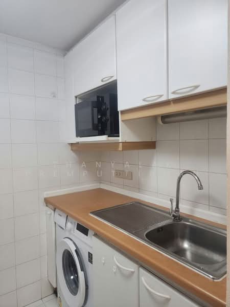 Navin Court, Bangkok, 63 Soi Ruamrudee 3, Lumphini, Pathum Wan, Bangkok, 2 Bedrooms, 69 sqm, Condo For Sale, by Thanyalak Premputtiphan, 500473878 - DDproperty.com