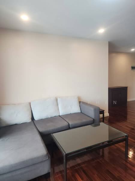 Navin Court, Bangkok, 63 Soi Ruamrudee 3, Lumphini, Pathum Wan, Bangkok, 2 Bedrooms, 69 sqm, Condo For Sale, by Thanyalak Premputtiphan, 500473878 - DDproperty.com