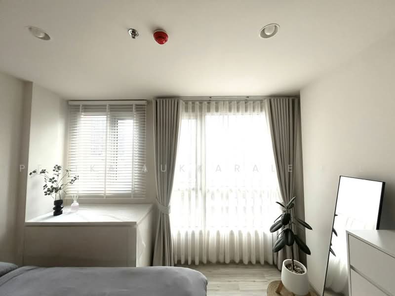 XT Huaikhwang, Bangkok, 244 Ratchadaphisek Road, Huai Khwang, Bangkok, 1 Bedroom, 28 sqm, Condo For Rent, by Pemika Aukkaraleekul, 500473891 - DDproperty.com