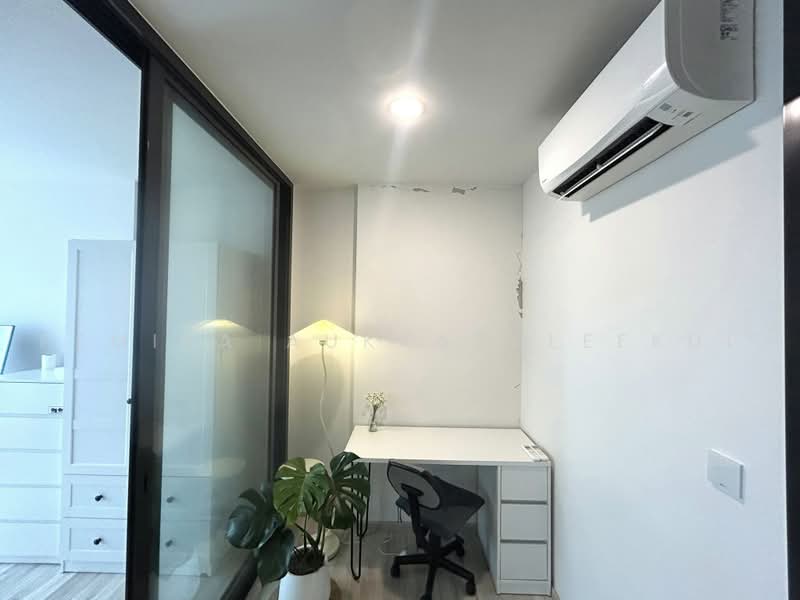 XT Huaikhwang, Bangkok, 244 Ratchadaphisek Road, Huai Khwang, Bangkok, 1 Bedroom, 28 sqm, Condo For Rent, by Pemika Aukkaraleekul, 500473891 - DDproperty.com