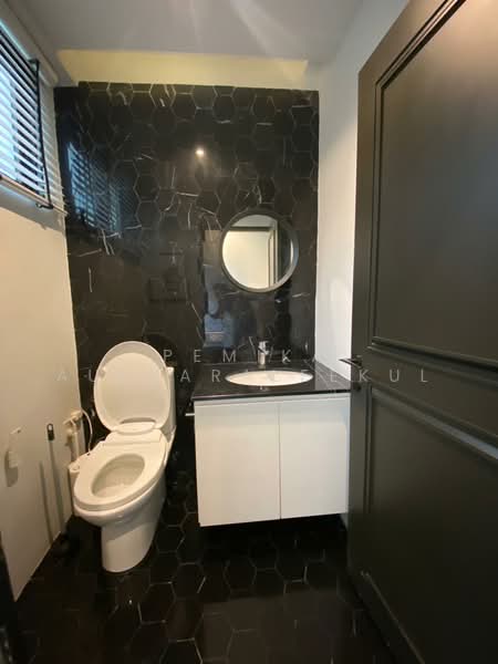 Noble House Thonglor 25, Bangkok, Khlong Tan Nua, Watthana, Bangkok, 4 Bedrooms, 340 sqm, Single Detached House For Rent, by Pemika Aukkaraleekul, 500473895 - DDproperty.com