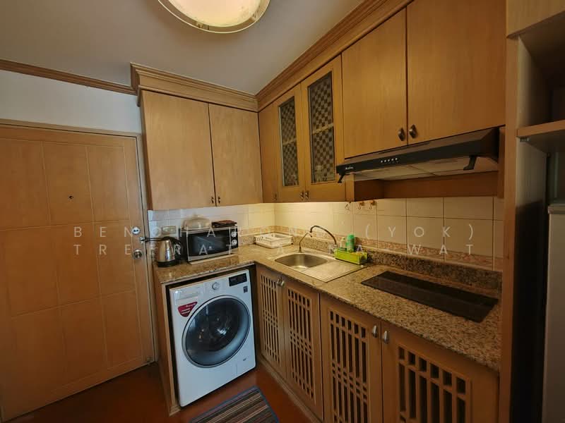 Silom Suite, Bangkok, Soi Sathorn 12, Sathorn Road, Silom, Bang Rak, Bangkok, 1 Bedroom, 51 sqm, Condo For Rent, by Bencharong (Yok) Treerat-a-na-wat, 500473922 - DDproperty.com
