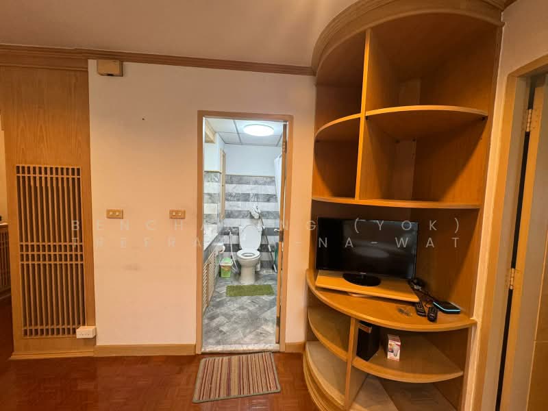 Silom Suite, Bangkok, Soi Sathorn 12, Sathorn Road, Silom, Bang Rak, Bangkok, 1 Bedroom, 51 sqm, Condo For Rent, by Bencharong (Yok) Treerat-a-na-wat, 500473922 - DDproperty.com