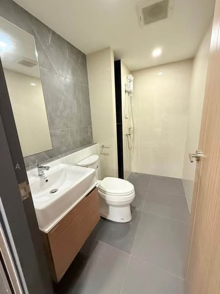 The Moment Ratchada 19, Bangkok, Soi Ratchadaphisek 19 (Chokchai Ruammit), Din Daeng, Bangkok, 1 Bedroom, 28 sqm, Condo For Sale, by Natrinee Aphirachatanon, 500473931 - DDproperty.com