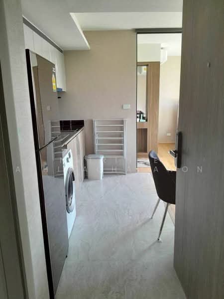 Lloyd Soonvijai-Thonglor, Bangkok, Soi Phetchaburi 47, Phetchaburi Road, Bang Kapi, Huai Khwang, Bangkok, 1 Bedroom, 27 sqm, Condo For Rent, by Natrinee Aphirachatanon, 500473933 - DDproperty.com