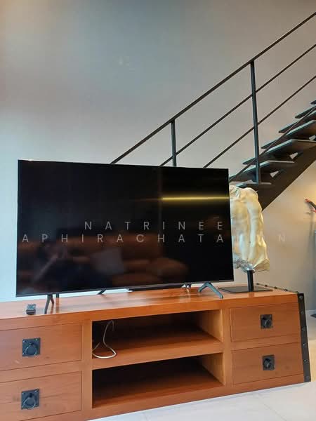 The Lofts Silom, Bangkok, Pramuan Road, Silom, Bang Rak, Bangkok, 1 Bedroom, 46 sqm, Condo For Sale, by Natrinee Aphirachatanon, 500474001 - DDproperty.com