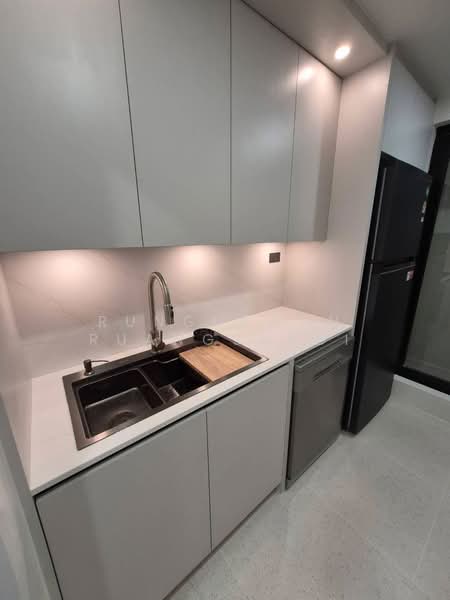 Baan Piya Sathorn, Bangkok, Soi Suanplu (Sathorn Soi 3) South Sathorn Road, Thung Maha Mek, Sathon, Bangkok, 2 Bedrooms, 96 sqm, Condo For Rent, by Runglawan Ruangsukdi, 500474005 - DDproperty.com
