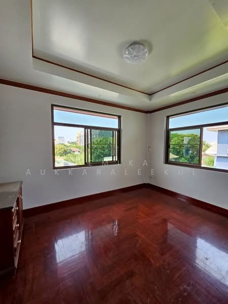 7-BR House, Bangkok, Praborommaharatchawang, Phra Nakhon, Bangkok, 7 Bedrooms, 800 sqm, Single Detached House For Rent, by Pemika Aukkaraleekul, 500474013 - DDproperty.com
