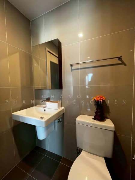 The Base Phetchaburi-Thonglor, Bangkok, Phetchaburi Rd, Bang Kapi, Huai Khwang, Bangkok, 1 Bedroom, 40 sqm, Condo For Rent, by Chanon Phangchienghien, 500474037 - DDproperty.com
