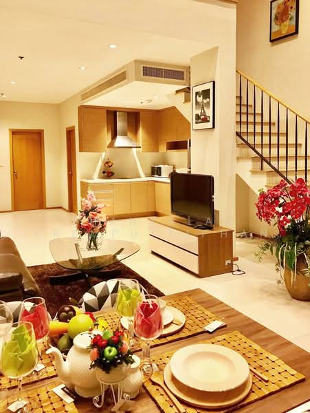 The Emporio Place, Bangkok, 93 Soi Sukhumvit 24, Sukhumvit Road, Khong Tan, Khlong Toei, Bangkok, 1 Bedroom, 85 sqm, Condo For Rent, by Thanyalak Premputtiphan, 500474076 - DDproperty.com