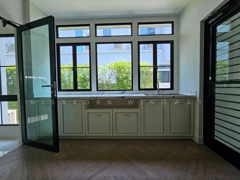 Nantawan Pinklao-Kanchana, Bangkok, 99 Asawaphichet Road, Bang Ra Mat, Taling Chan, Bangkok, 4 Bedrooms, 304 sqm, Single Detached House For Rent, by Nisakorn Wingwat, 500474092 - DDproperty.com
