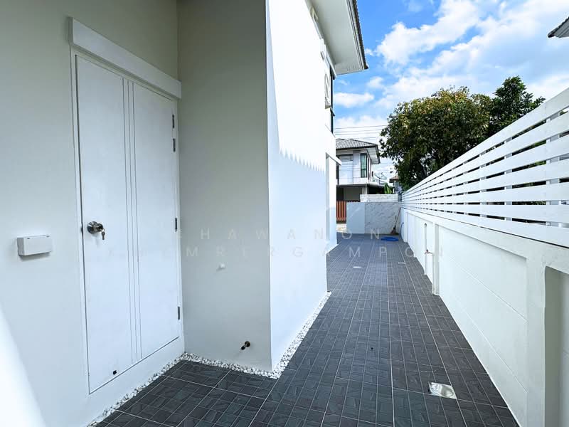 Baan Fah Piyarom Nesto, Pathum Thani, Lam Luk Ka Road, Bung Kham Proi, Lam Luk Ka, Pathum Thani, 3 Bedrooms, 160 sqm, Single Detached House For Sale, by Chawanon Khemrergampon, 500474115 - DDproperty.com