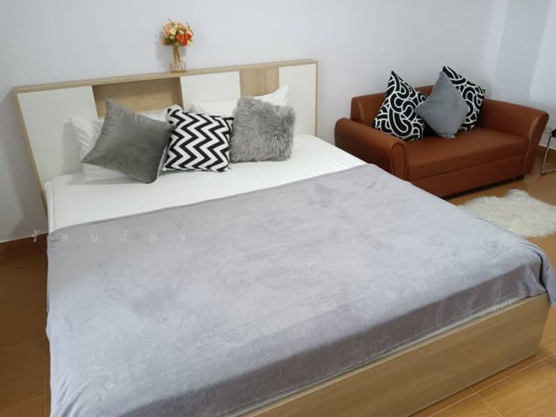 Pattanakarn Life Complex, Bangkok, Pattanakarn Road, Suan Luang, Bangkok, 1 Bedroom, 25 sqm, Condo For Rent, by รัตนฉัตร์ ชยานันท์สิริภัค, 500474184 - DDproperty.com