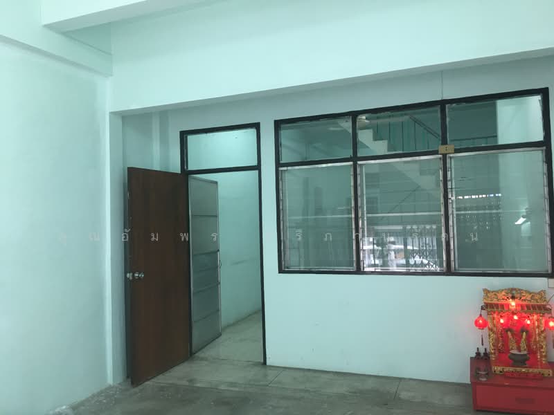 ทาวน์เฮ้าส์ 4 ชั้น หมู่บ้านแสนสบาย เขตจอมทอง กรุงเทพฯ, กรุงเทพ, เอกชัย30, บางขุนเทียน, จอมทอง, กรุงเทพ, 240 ตร.ม., ทาวน์เฮ้าส์ ขาย, โดย คุณอัมพร ศิริภานุรัตน์, 500474190 - DDproperty.com