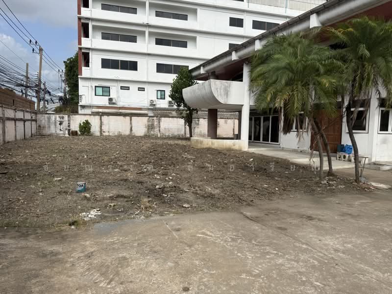 Land with Existing Building for Rent | Sukhumvit 71 | 253.4 Sq.Wah, Bangkok, สุขุมวิท 71, Khlong Tan Nua, Watthana, Bangkok, , 1,012 sqm, Land For Rent, by ชัยณรงค์ ลิ้มอารีย์สุข, 500474200 - DDproperty.com