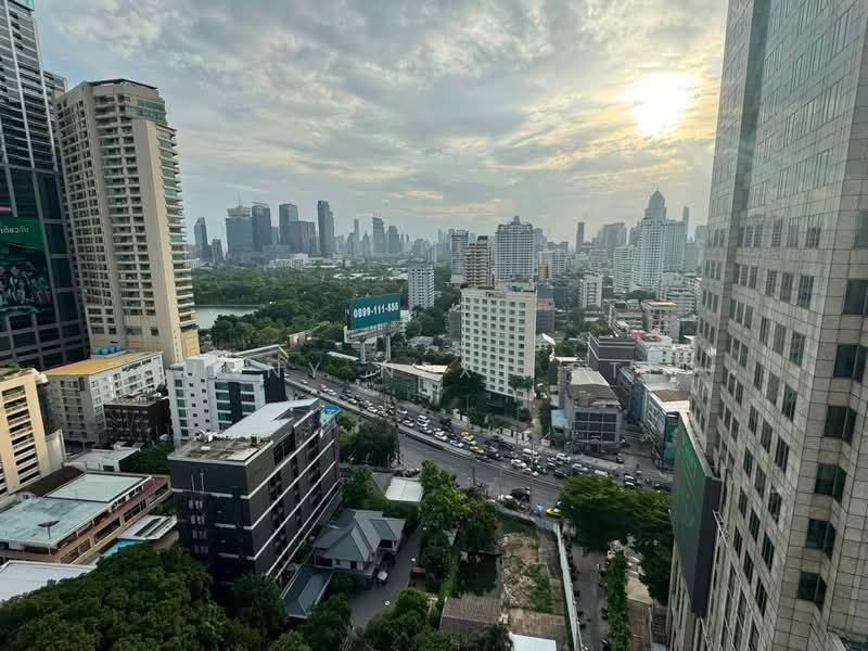 Citi Smart Sukhumvit 18, Bangkok, 366 Soi Sukhumvit 18, Sukhumvit Road, Khlong Toei, Bangkok, 3 Bedrooms, 240 sqm, Condo For Rent, by Sunny Shibano, 500474237 - DDproperty.com